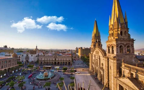 Fachada de la Catedral Metropolitana de Guadalajara, Jalisco, México.